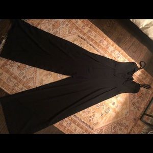 Black Flare Jumpsuit 🖤